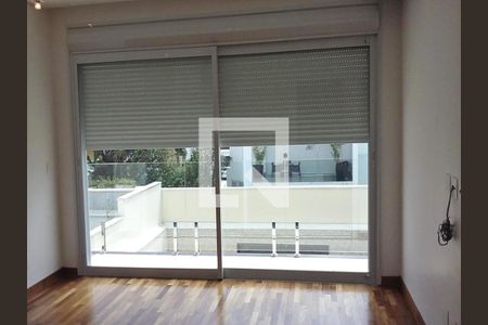 Casa à venda com 4 quartos, 384m² em Cidade São Francisco, Osasco