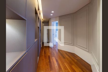 Apartamento à venda com 503m², 5 quartos e 4 vagas