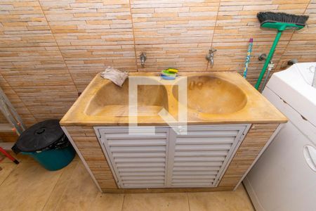 Casa à venda com 150m², 3 quartos e 2 vagasÁrea de Serviço