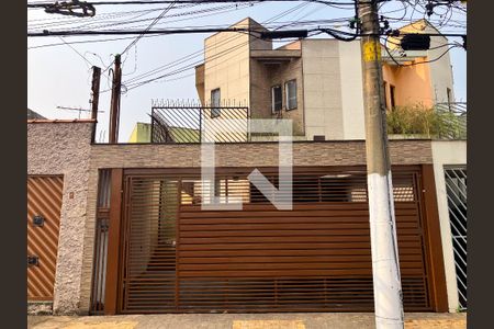 Casa à venda com 150m², 3 quartos e 2 vagasFachada