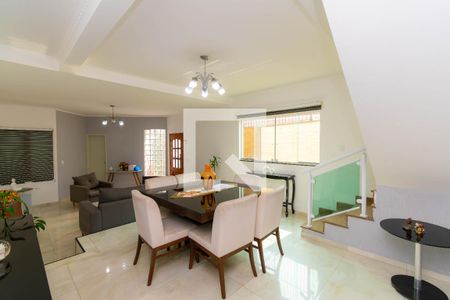 Sala de casa à venda com 3 quartos, 150m² em Vila Zelina, São Paulo