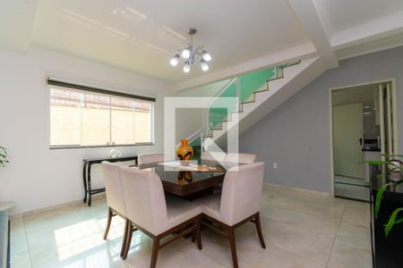 Sala de casa à venda com 3 quartos, 150m² em Vila Zelina, São Paulo