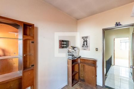 Casa à venda com 99m², 3 quartos e 2 vagasQuarto 3