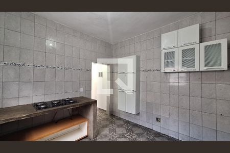 Casa para alugar com 90m², 2 quartos e 2 vagasCozinha