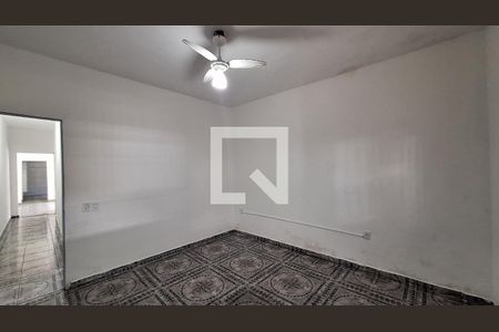 Casa para alugar com 90m², 2 quartos e 2 vagasQuarto 2