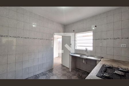 Casa para alugar com 90m², 2 quartos e 2 vagasCozinha