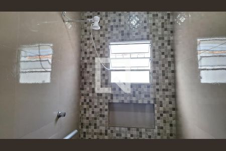 Casa para alugar com 90m², 2 quartos e 2 vagasBanheiro social