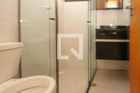 Banheiro de apartamento para alugar com 1 quarto, 30m² em Vila Lucia, São Paulo