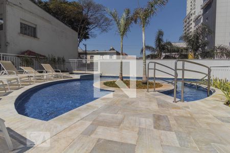 Apartamento à venda com 75m², 2 quartos e 2 vagasCondomínio - Piscina 