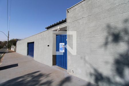 Studio para alugar com 30m², 1 quarto e 1 vaga Studio para alugar com 30m², 1 quarto e 1 vagaFachada