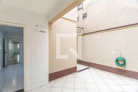 Casa para alugar com 160m², 3 quartos e 4 vagasÁrea de serviço 