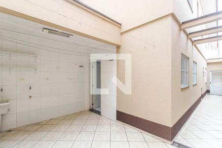 Casa para alugar com 160m², 3 quartos e 4 vagasÁrea de serviço 
