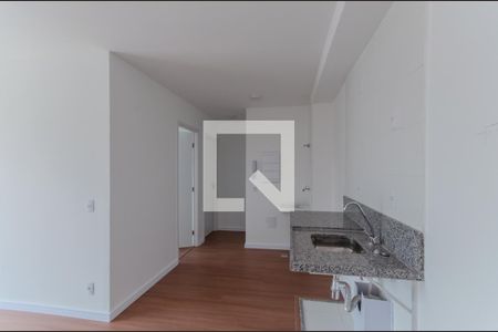 Apartamento para alugar com 45m², 2 quartos e sem vagaCozinha e Área de Serviço