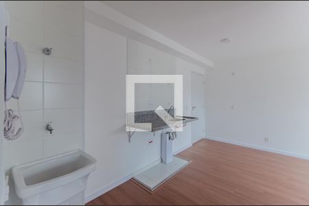 Apartamento para alugar com 45m², 2 quartos e sem vagaCozinha e Área de Serviço