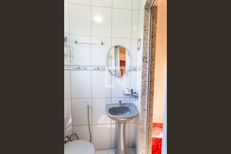 Casa à venda com 371m², 3 quartos e 6 vagas Casa à venda com 371m², 3 quartos e 6 vagasBanheiro da Suíte