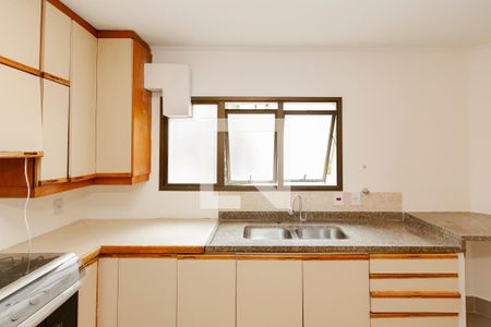 Apartamento para alugar com 148m², 3 quartos e 2 vagas Apartamento para alugar com 148m², 3 quartos e 2 vagasCozinha