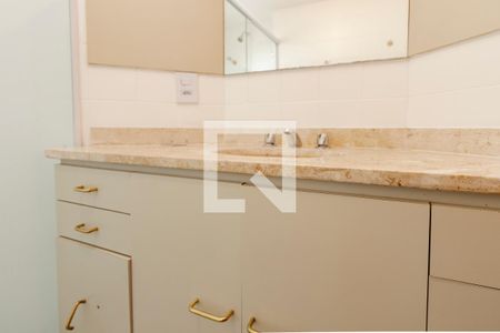 Apartamento para alugar com 148m², 3 quartos e 2 vagas Apartamento para alugar com 148m², 3 quartos e 2 vagasBanheiro da Suíte