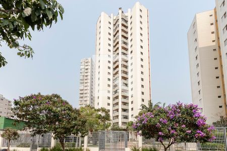 Apartamento para alugar com 148m², 3 quartos e 2 vagas Apartamento para alugar com 148m², 3 quartos e 2 vagasFachada