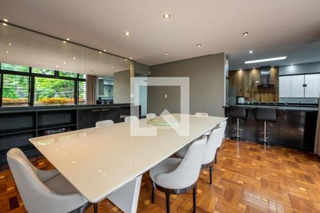 Casa à venda com 340m², 5 quartos e 6 vagasFoto 06