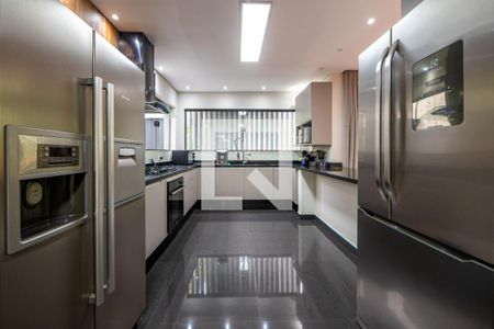 Casa à venda com 340m², 5 quartos e 6 vagasFoto 11