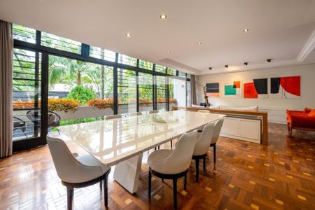 Casa à venda com 340m², 5 quartos e 6 vagasFoto 08