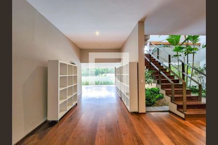 Casa à venda com 5 quartos, 900m² em Paineiras do Morumbi, São Paulo