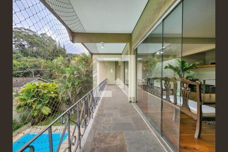 Casa à venda com 900m², 5 quartos e 8 vagas