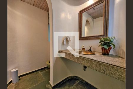 Casa à venda com 900m², 5 quartos e 8 vagas