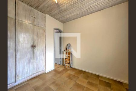 Casa à venda com 900m², 5 quartos e 8 vagas