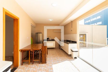 Apartamento para alugar com 43m², 2 quartos e sem vagaÁrea comum - Salão de festas