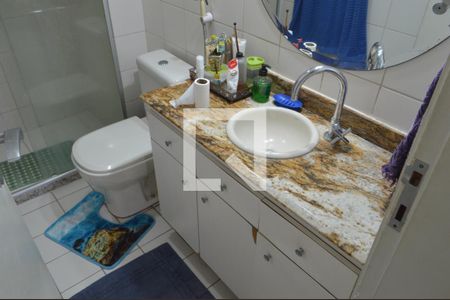 Apartamento à venda com 180m², 4 quartos e 2 vagasBanheiro 