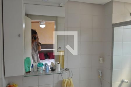 Apartamento à venda com 180m², 4 quartos e 2 vagasBanheiro da Suíte 1