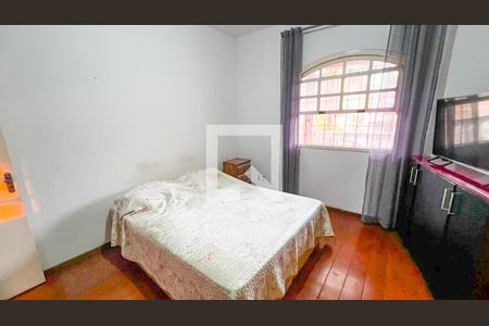 Casa à venda com 400m², 5 quartos e 5 vagasQuarto 2
