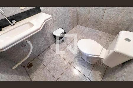 Casa à venda com 400m², 5 quartos e 5 vagasBanheiro 5