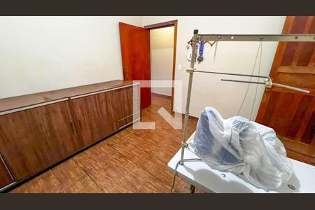 Casa à venda com 400m², 5 quartos e 5 vagasEscritório 1