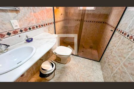 Casa à venda com 400m², 5 quartos e 5 vagasBanheiro 4