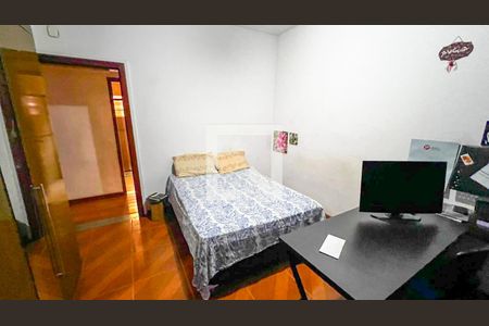 Casa à venda com 400m², 5 quartos e 5 vagas Quarto 4