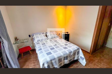 Casa à venda com 400m², 5 quartos e 5 vagasQuarto de Serviço