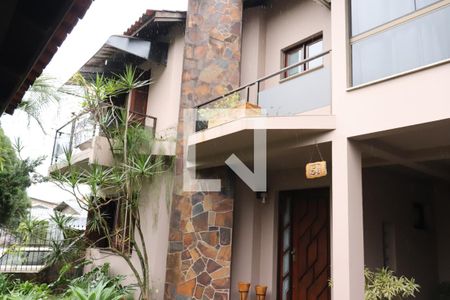 Casa à venda com 321m², 4 quartos e 4 vagasFechada