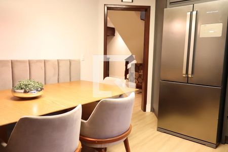 Casa à venda com 321m², 4 quartos e 4 vagasCozinha