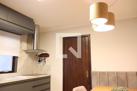 Casa à venda com 321m², 4 quartos e 4 vagasCozinha