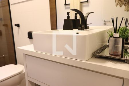 Casa à venda com 321m², 4 quartos e 4 vagasBanheiro Área gourmet