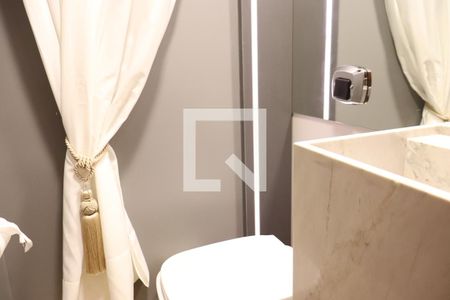 Casa à venda com 321m², 4 quartos e 4 vagasLavabo