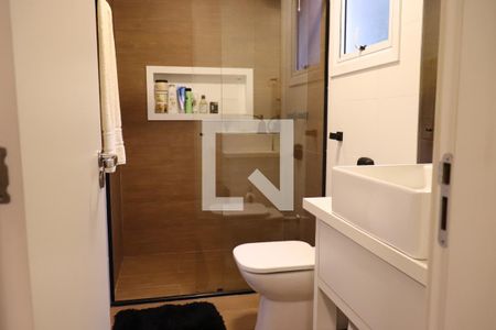 Casa à venda com 321m², 4 quartos e 4 vagasBanheiro Área gourmet