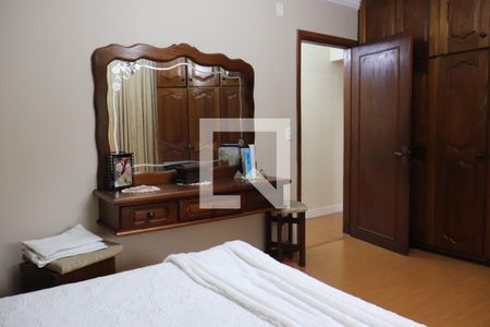 Casa à venda com 321m², 4 quartos e 4 vagasQuarto 1