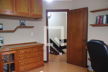 Casa à venda com 321m², 4 quartos e 4 vagasQuarto 3