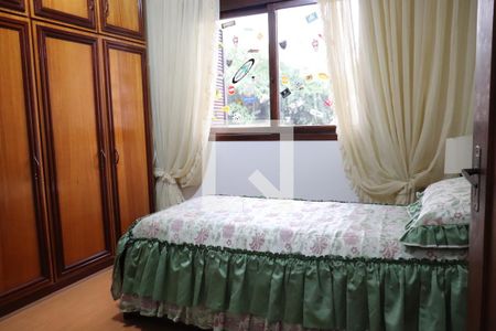 Casa à venda com 321m², 4 quartos e 4 vagasQuarto 4