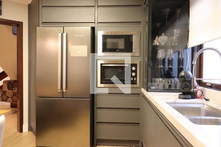 Casa à venda com 321m², 4 quartos e 4 vagasCozinha