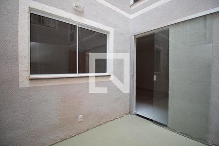 Apartamento para alugar com 50m², 2 quartos e 1 vagaVaranda