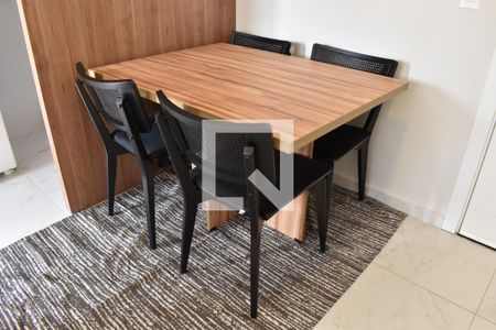 Sala de apartamento para alugar com 1 quarto, 46m² em Lindoia, Curitiba